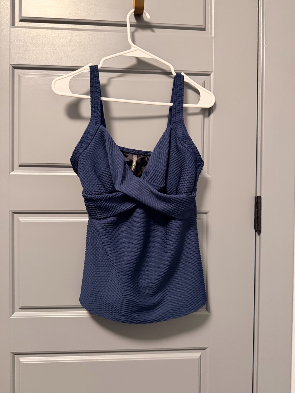 Lands End Navy Blue Textured Underwire Wrap Tankini SWIM TOP SIZE 8